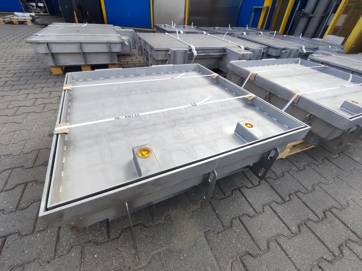 Roestvrijstalen toegangsluik, professioneel, uit één stuk, met deksel voor bestrating of steen