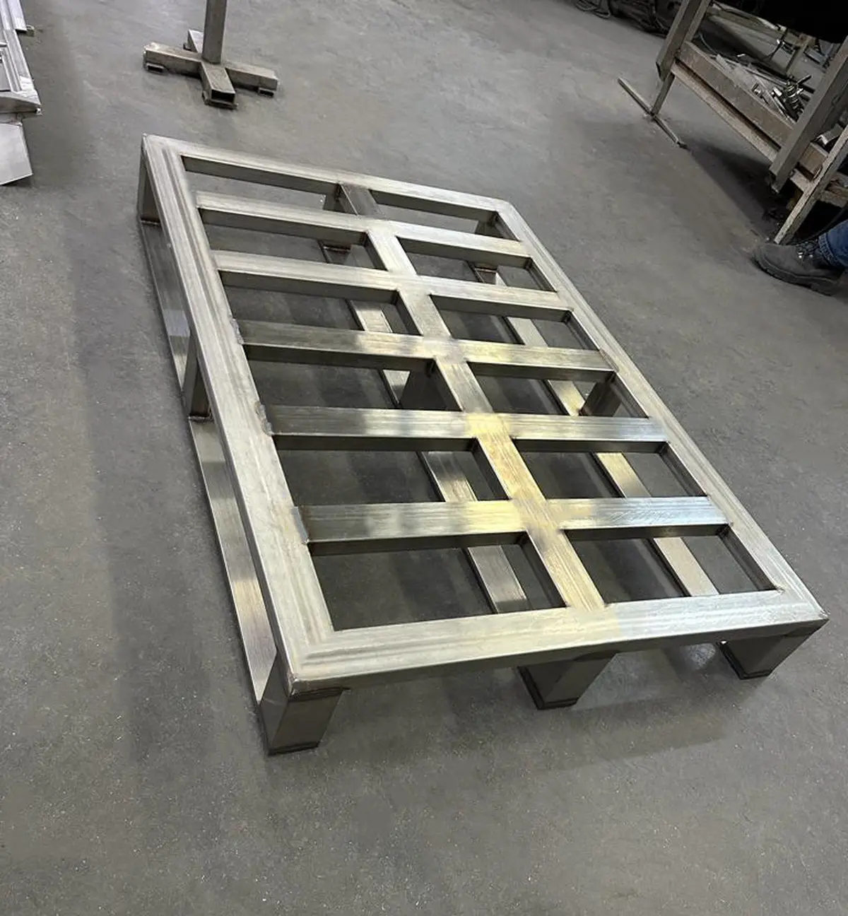 Hygiënische pallet van roestvrij staal
