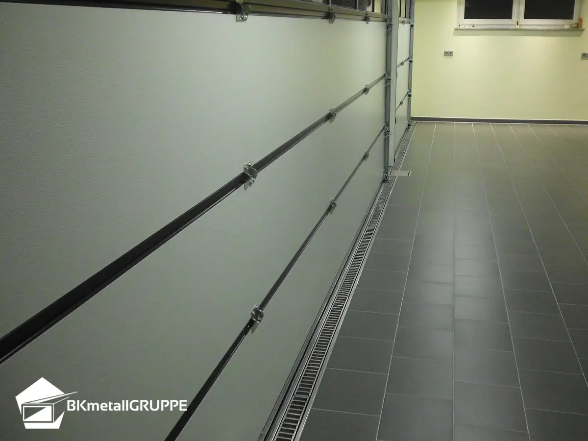 Garage-afvoergeul met ladderdeksel van roestvrij staal V4A